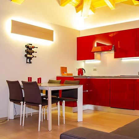 Holiday House Viola Tirano Exterior foto