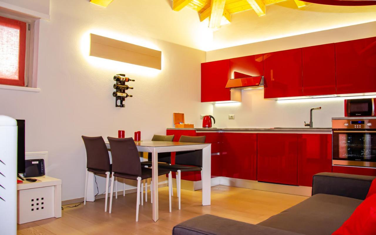 Holiday House Viola Tirano Exterior foto